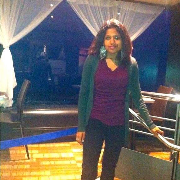 Meet your Posher, Noreen - Picture 1 of 1